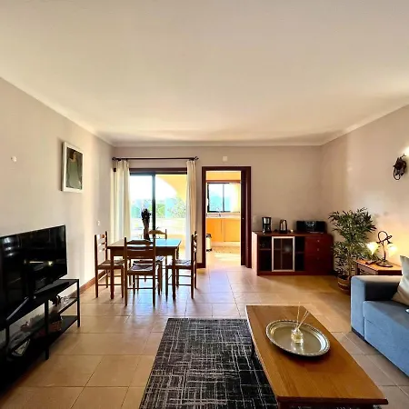 Salgados 3 By Homing Lägenhet *