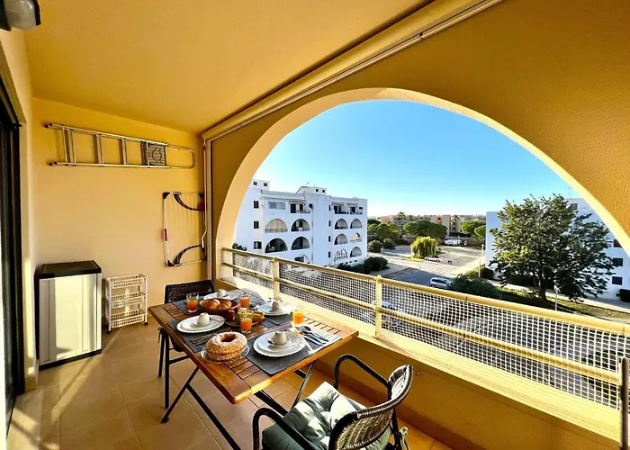 Salgados 3 By Homing * Албуфейра